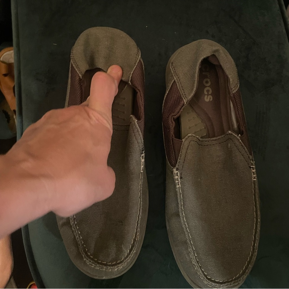 Crocs